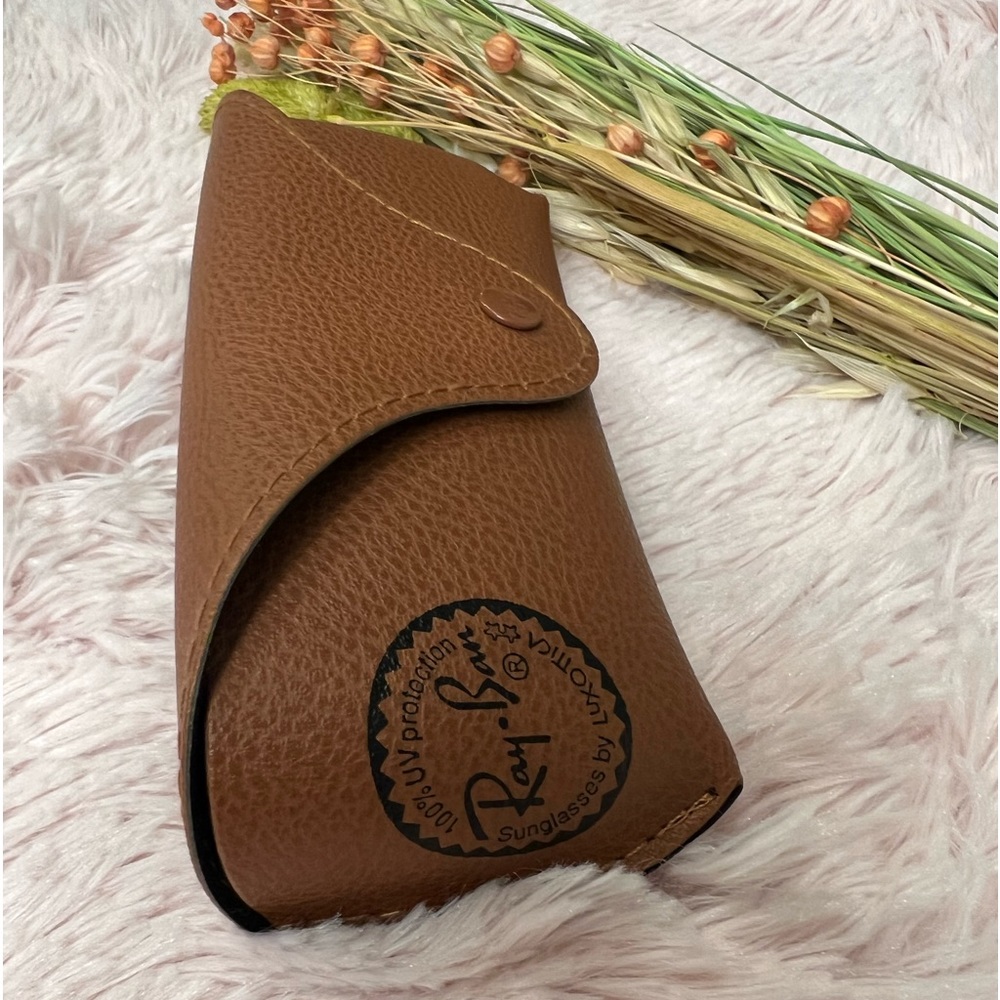 Ray-Ban sunglass case - Picture 4 of 7